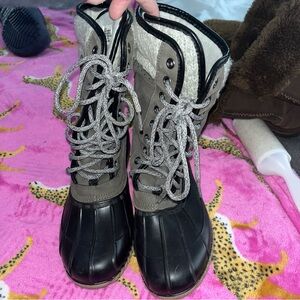 etc! Women Boots Size 7.5 US Gray Black Mid-Calf Warm Snow Water Resistant